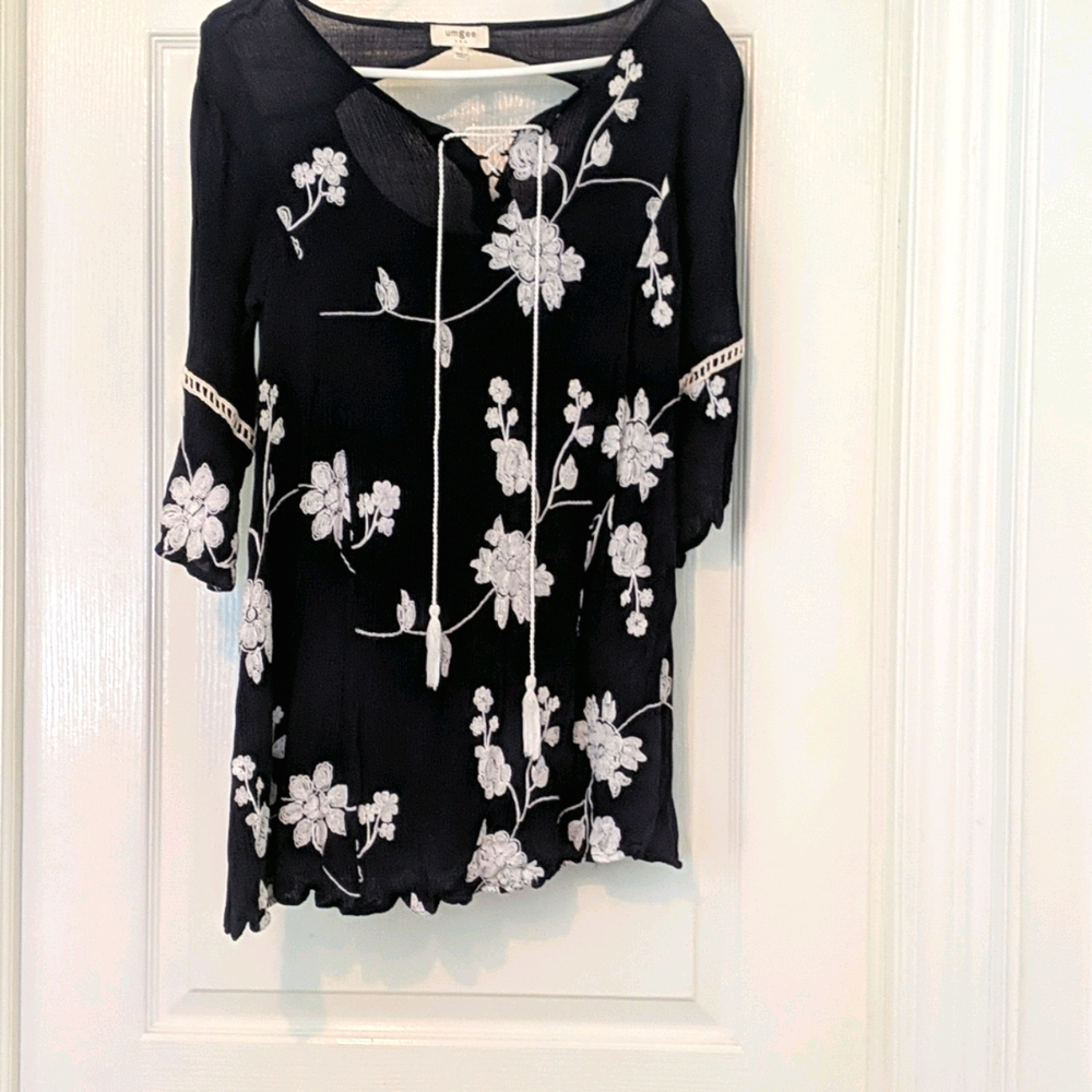 Navy Blue Mini Dress with White Floral Emroderiey